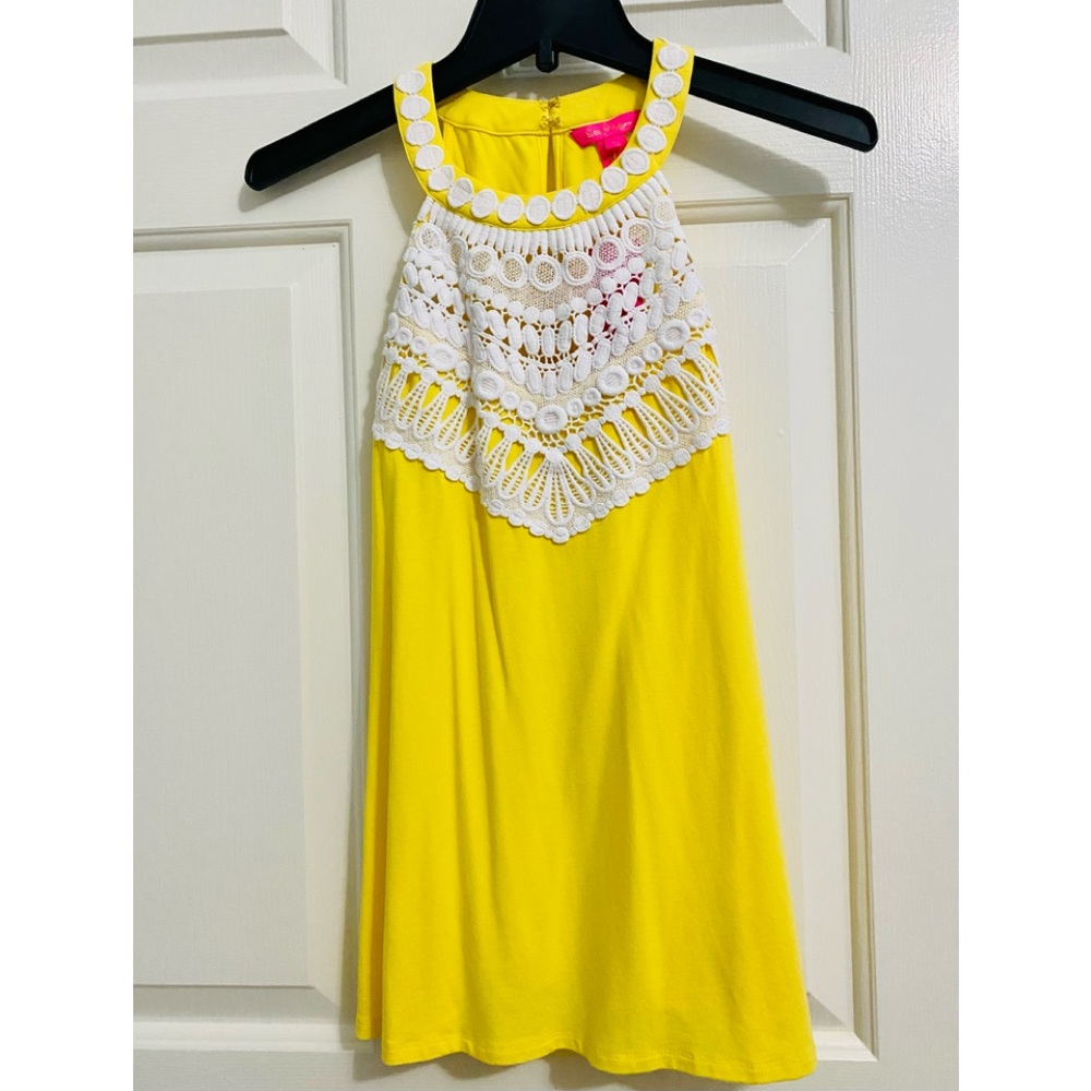 Lilly Pulitzer Pineapple Juice Top. NWT